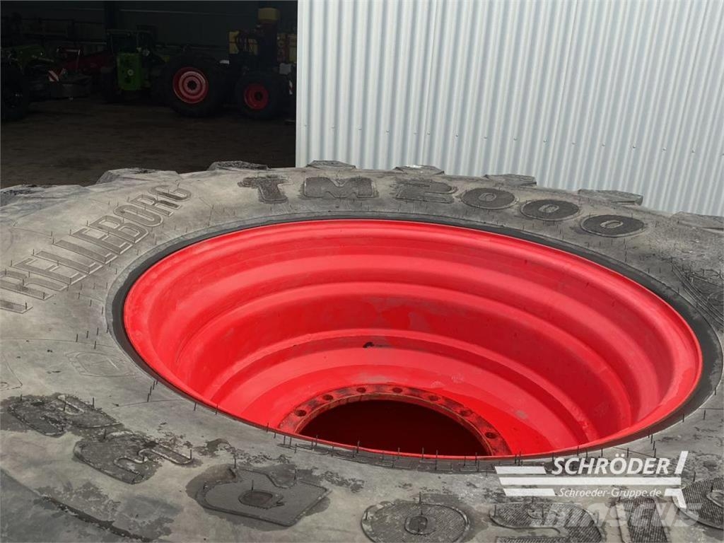 Trelleborg 2X 900/60R32 TRELLEBORG ( FENDT KATANA ) Rodado duplo