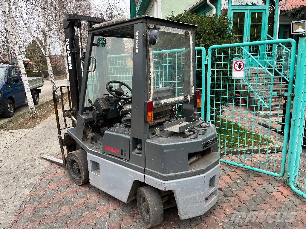 Nissan NF01-A15U V-4271 IO Газовые погрузчики