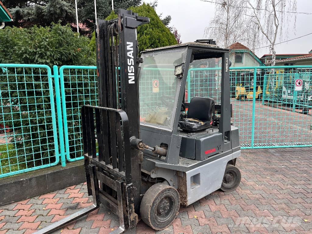 Nissan NF01-A15U V-4271 IO Газовые погрузчики