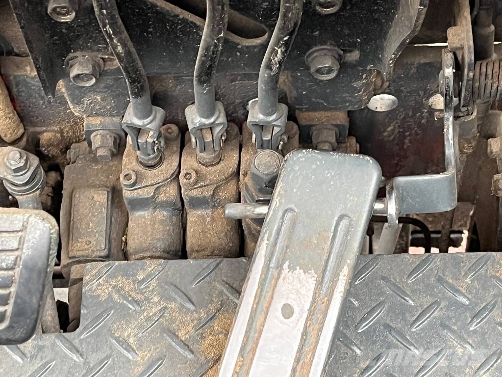 Nissan NF01-A15U V-4271 IO Газовые погрузчики