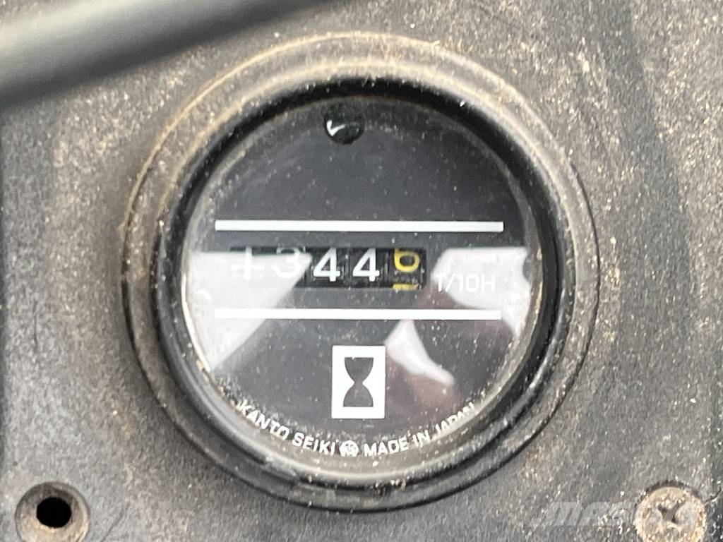 Nissan NF01-A15U V-4271 IO Газовые погрузчики