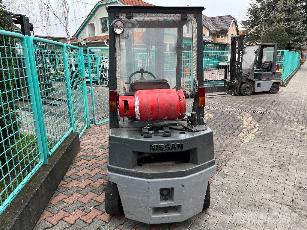 Nissan NF01-A15U V-4271 IO Газовые погрузчики