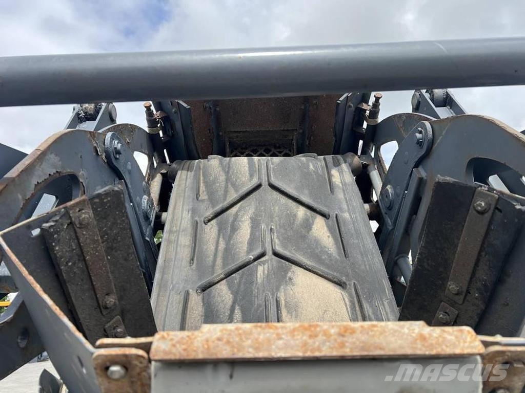 Wirtgen W 100 CFi Asphaltfräsen