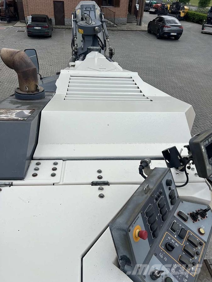Wirtgen W 100 CFi Asphaltfräsen