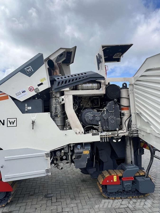 Wirtgen W 100 CFi Asphaltfräsen