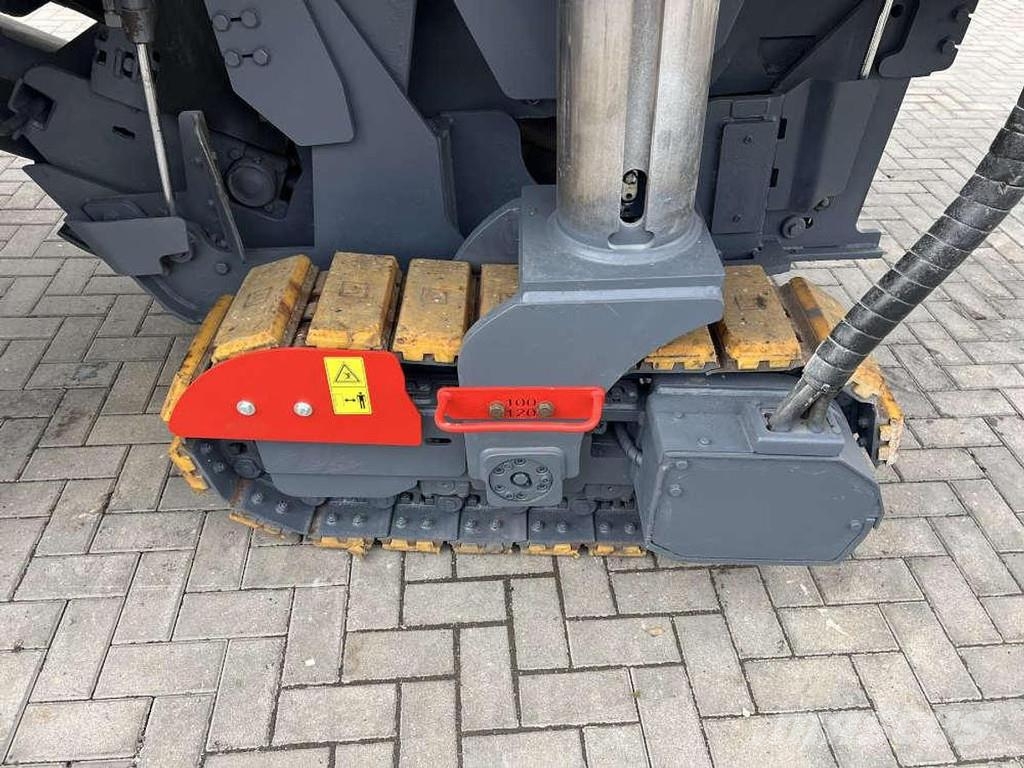 Wirtgen W 100 CFi Asphaltfräsen