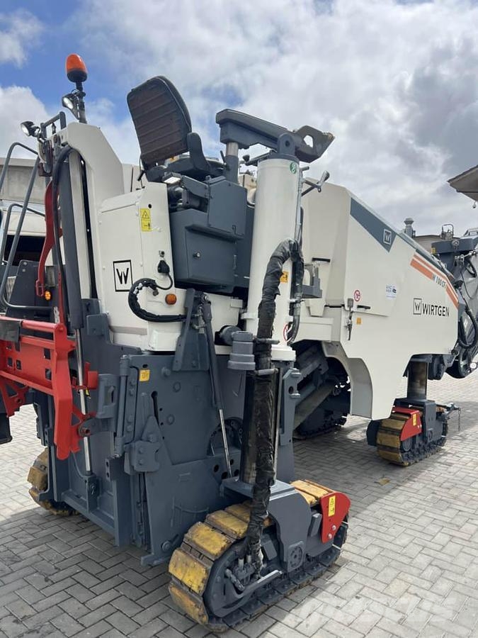 Wirtgen W 100 CFi Asfaldi külmfreesimise masinad