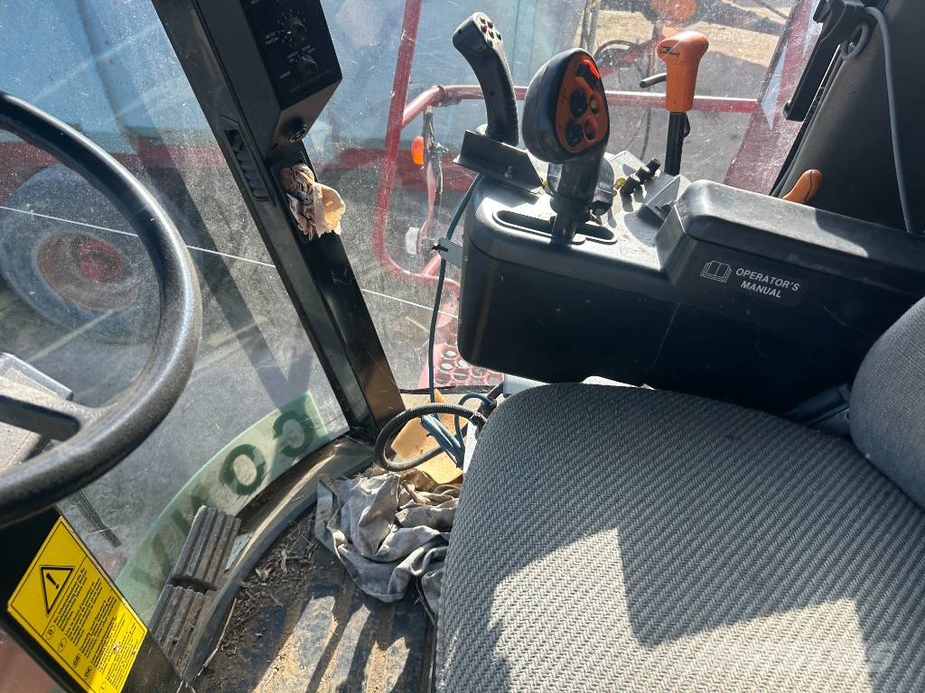 Case IH 2388 Combine harvesters