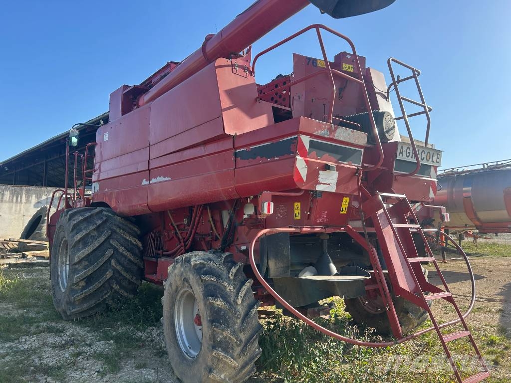 Case IH 2388 Combine harvesters