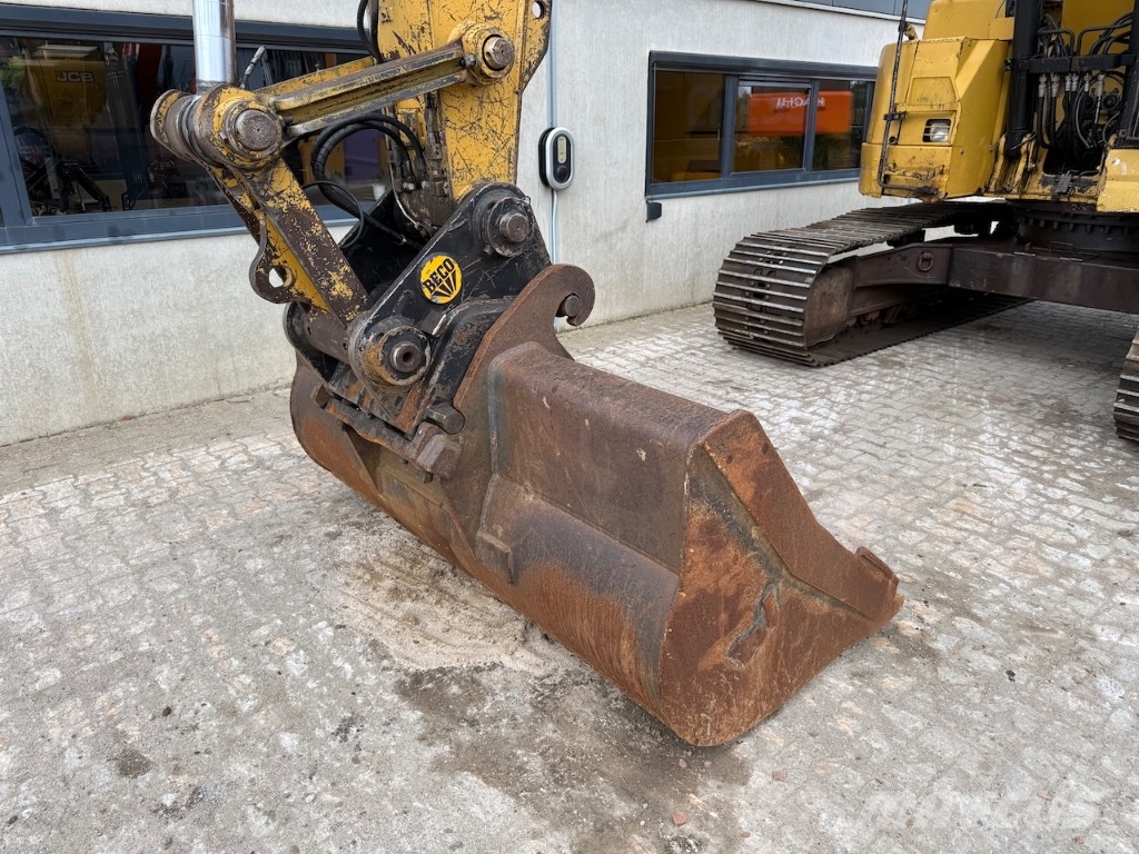 CAT 321 D LCR - 321 D - 320 D Roomikekskavaatorid