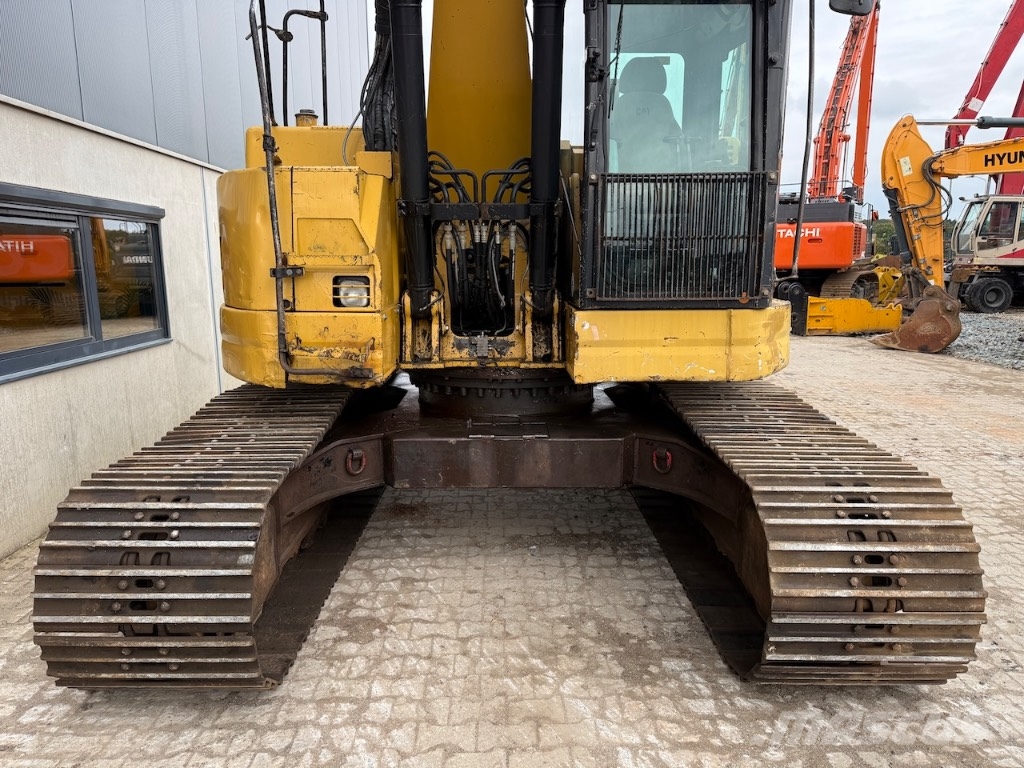 CAT 321 D LCR - 321 D - 320 D Roomikekskavaatorid