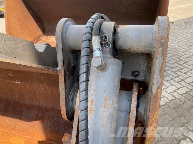 Seiler (2654) 2.5 cbm Seiler Schaufel / bucket Buckets