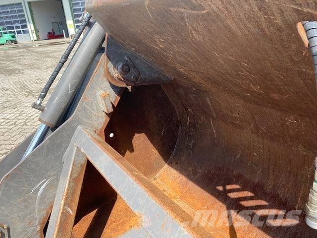 Seiler (2654) 2.5 cbm Seiler Schaufel / bucket Buckets