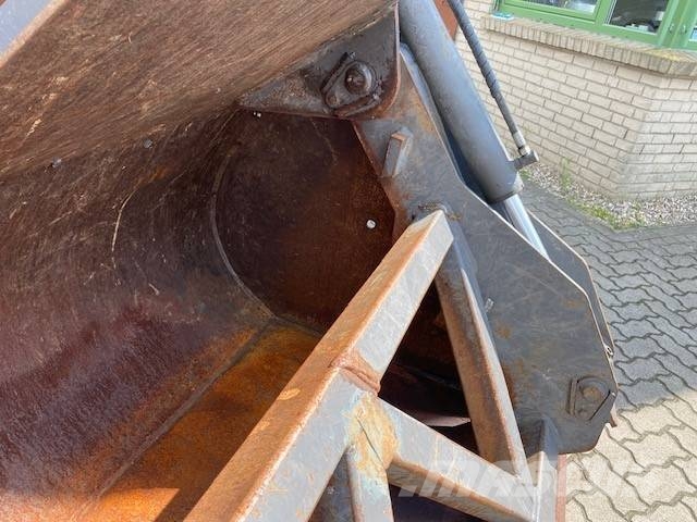 Seiler (2654) 2.5 cbm Seiler Schaufel / bucket Buckets
