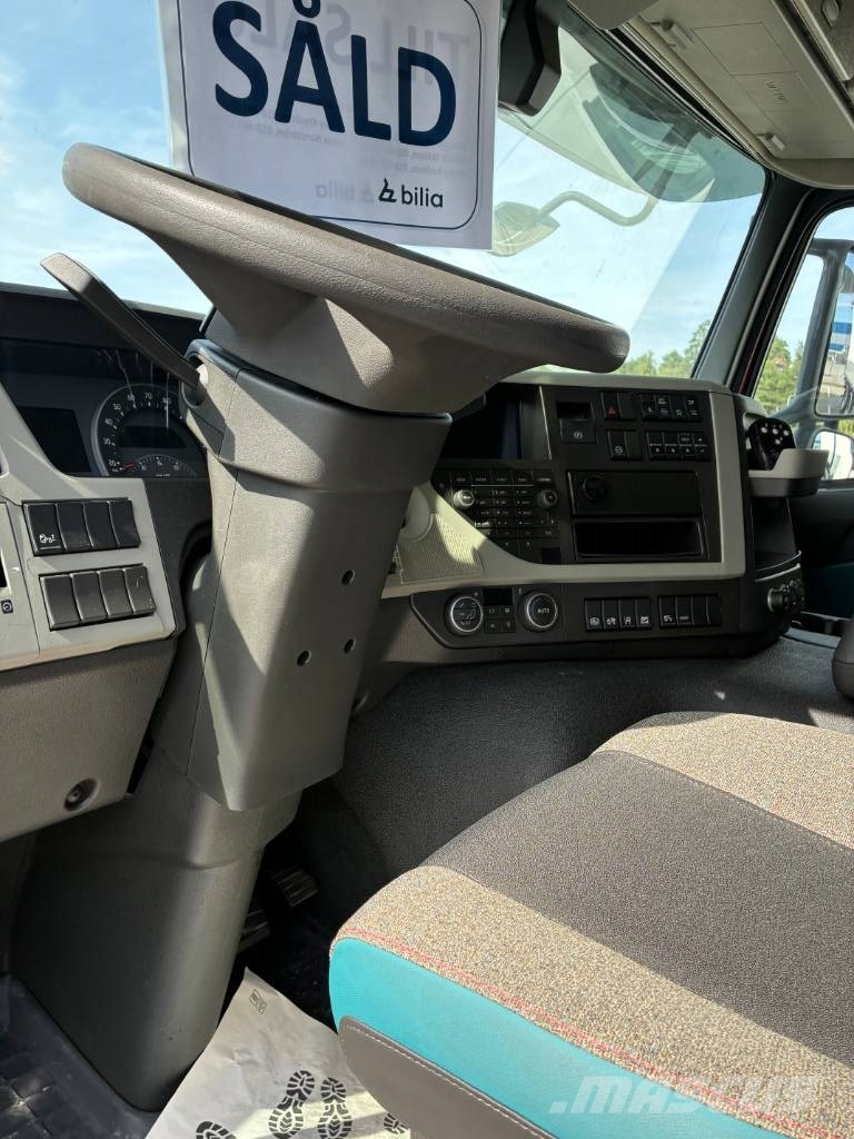Volvo FM Dobozos teherautók