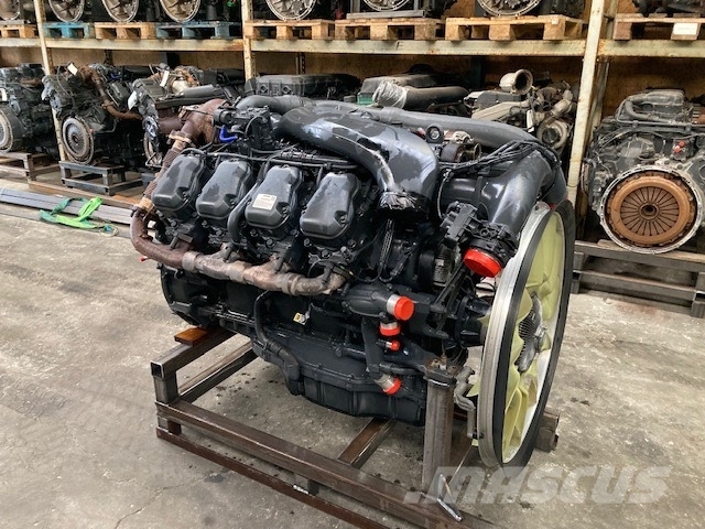 Scania DC16 118 /650hp V8 motor P/N: 2719938 发动机