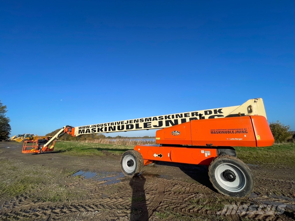 JLG 1500 SJ Teleskopiniai keltuvai