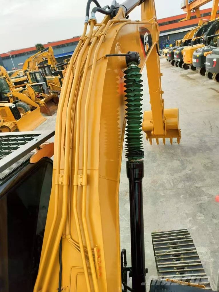 CAT 320 D Raupenbagger