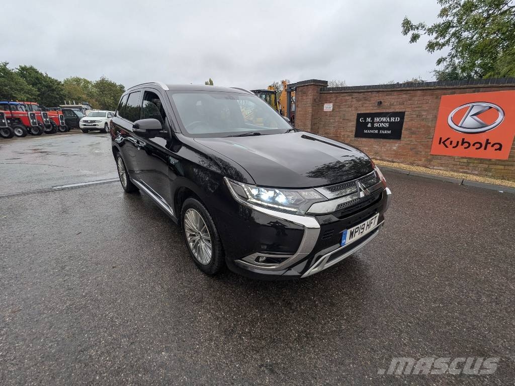 Mitsubishi OUTLANDER Cars