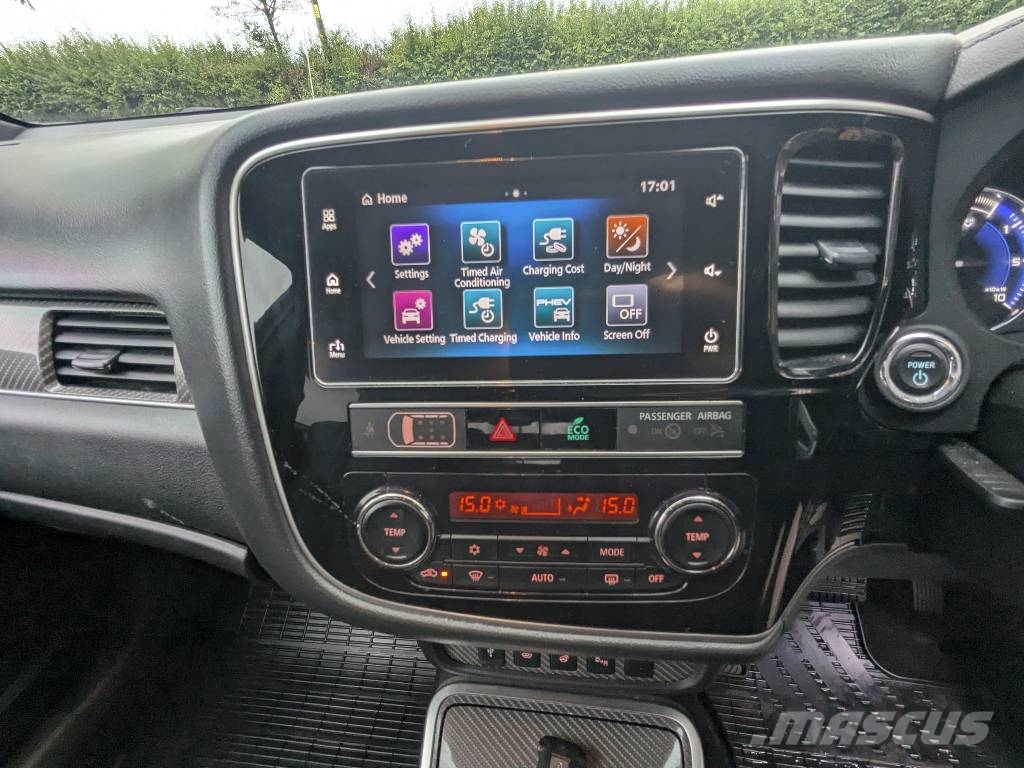 Mitsubishi OUTLANDER Cars