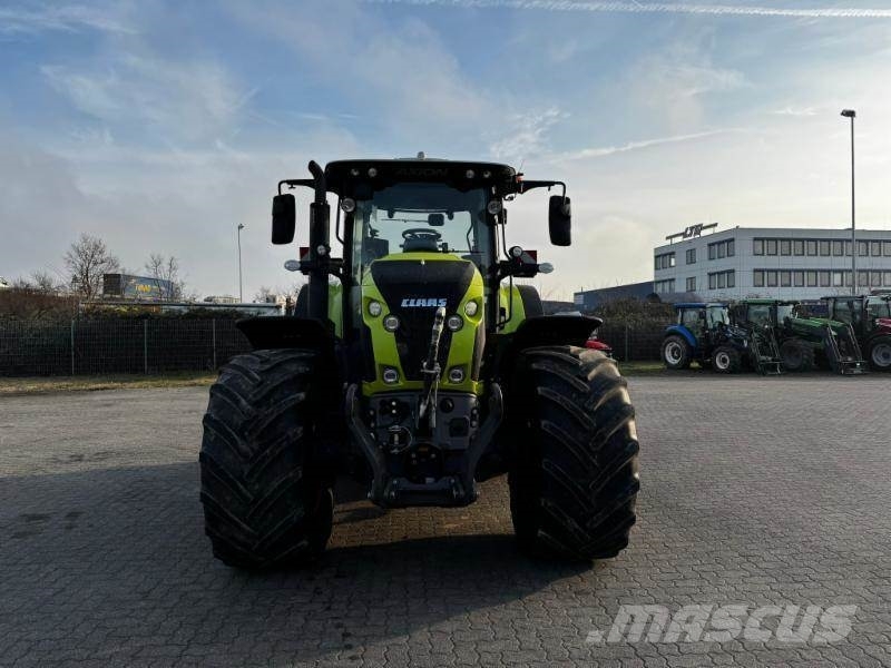 CLAAS AXION 830 트랙터