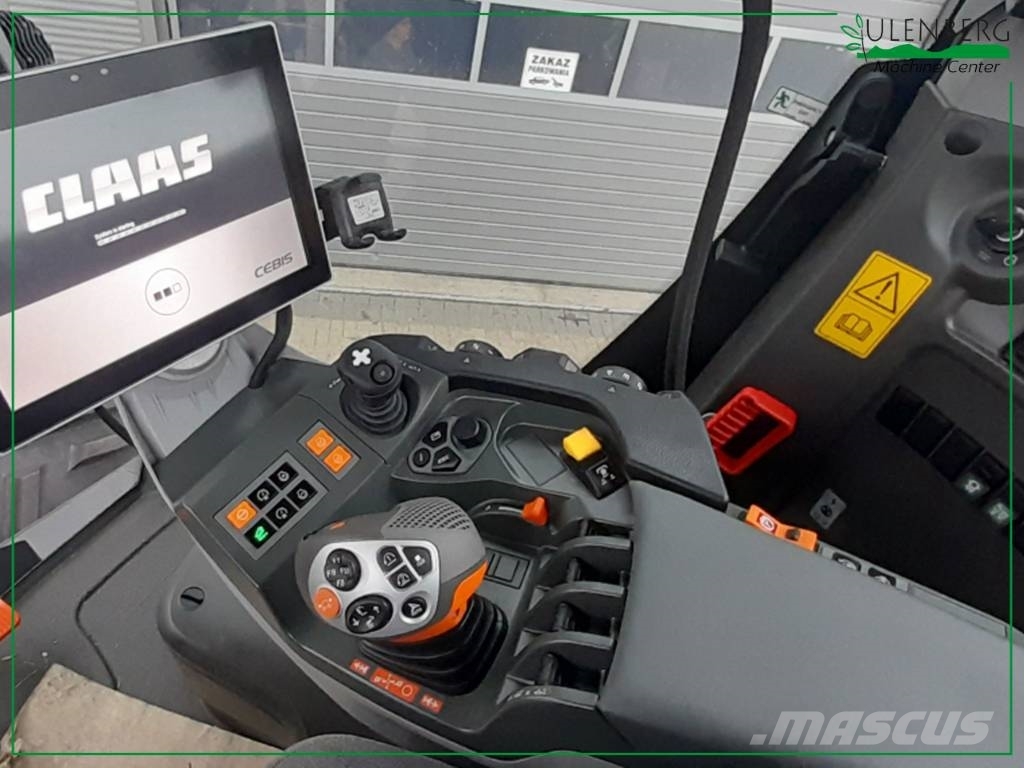 CLAAS Xerion 5000 Trac Трактори