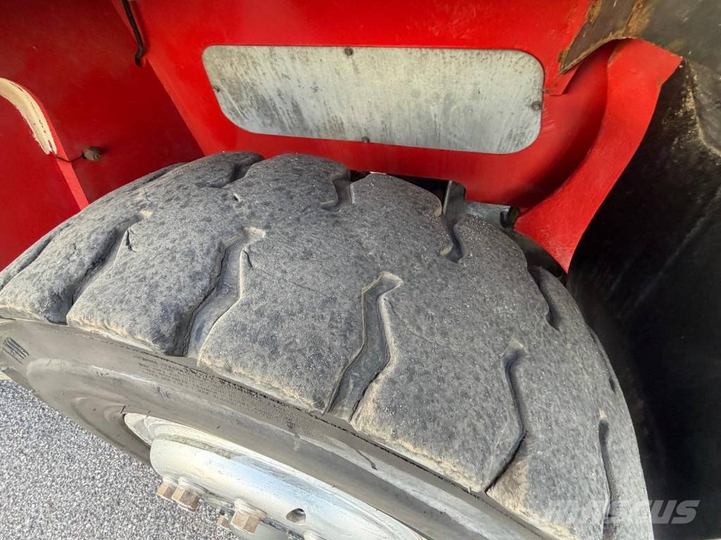 Kalmar DCE 120-6 Dieseltrukit