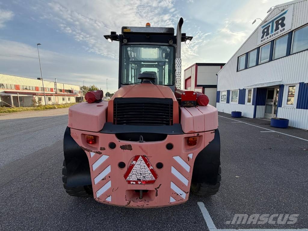 Kalmar DCE 120-6 Dieseltrukit