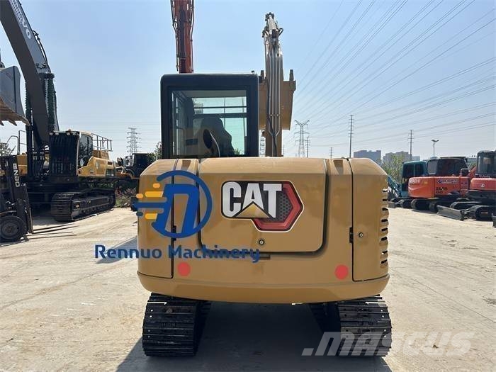CAT 305.5 E/E2 小型挖掘机