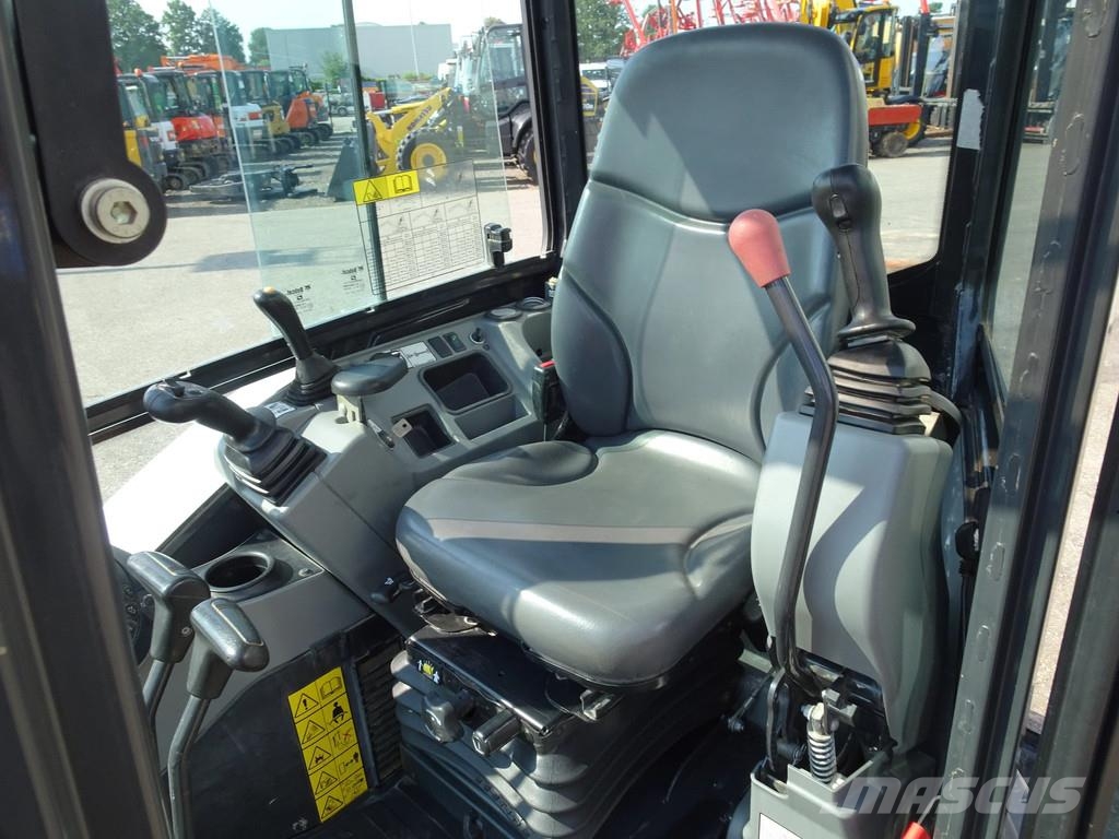 Bobcat E35Z E35Z حفارات صغيرة أقل من 7 طن (حفارات صغيرة)