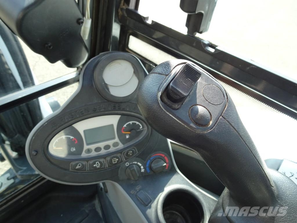 Bobcat E35Z E35Z حفارات صغيرة أقل من 7 طن (حفارات صغيرة)