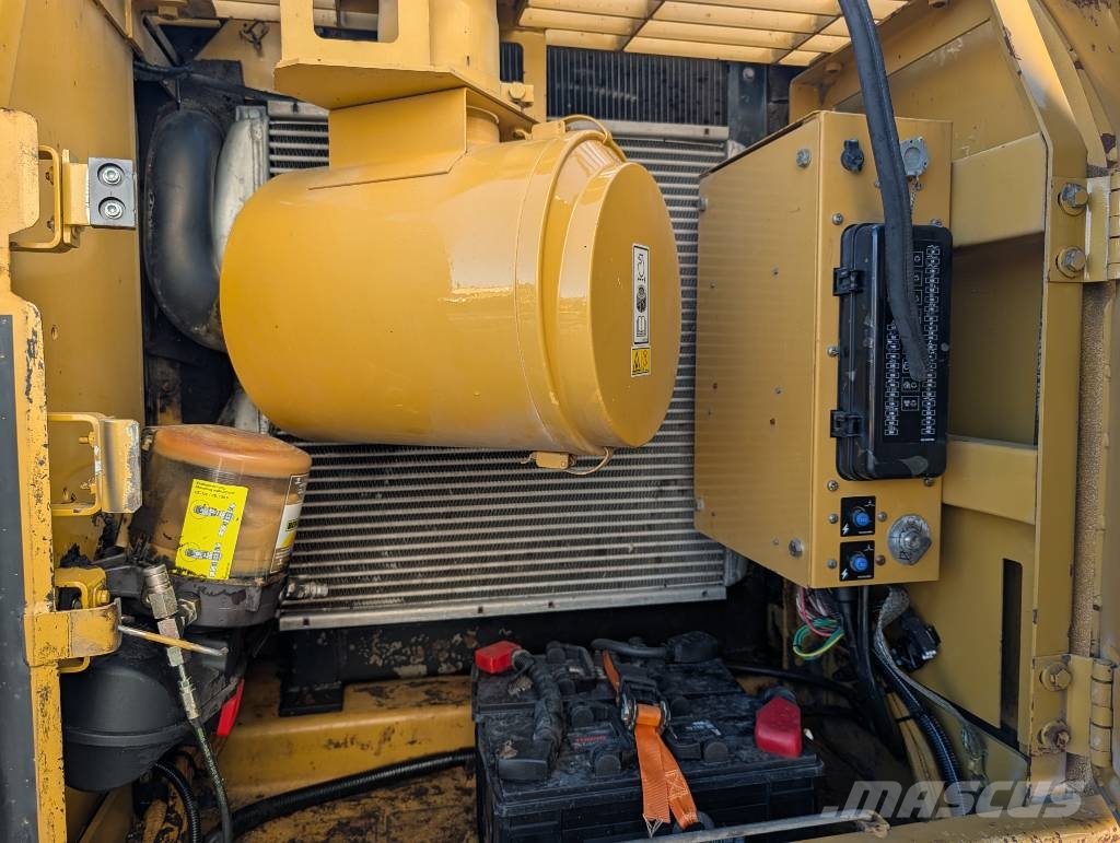 CAT 325 C LN Bagri goseničarji