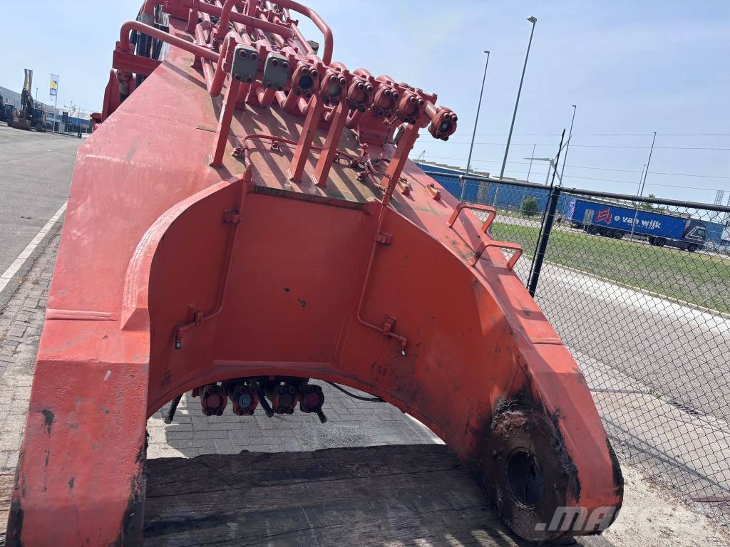 Hitachi EX 2000-7 12m Demolition Boom Ausleger