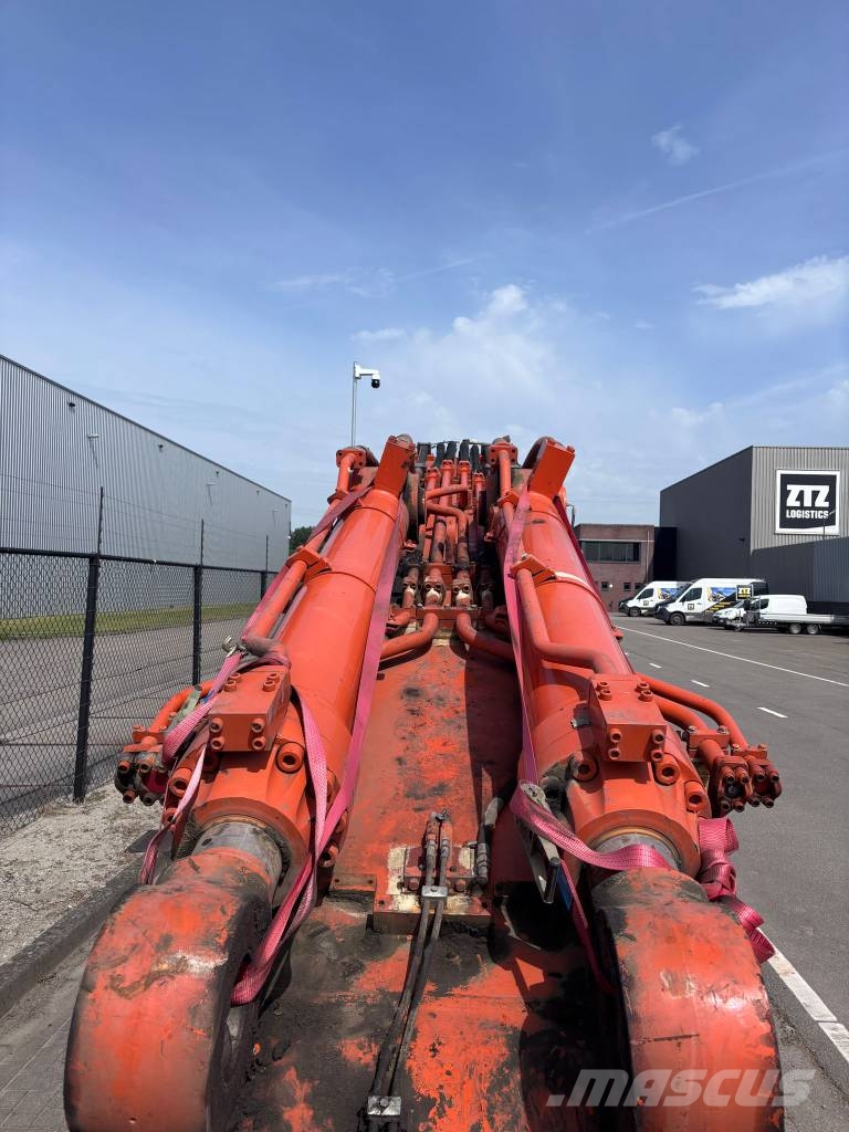 Hitachi EX 2000-7 12m Demolition Boom Ausleger