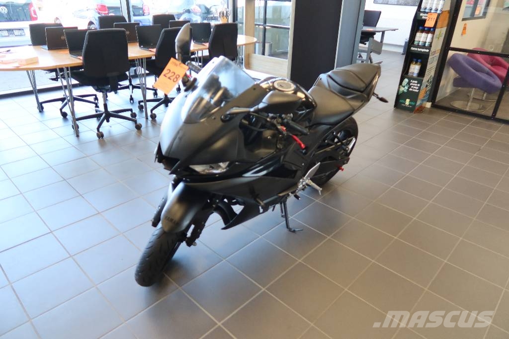 Yamaha YZF-R3 Transport Sonstige