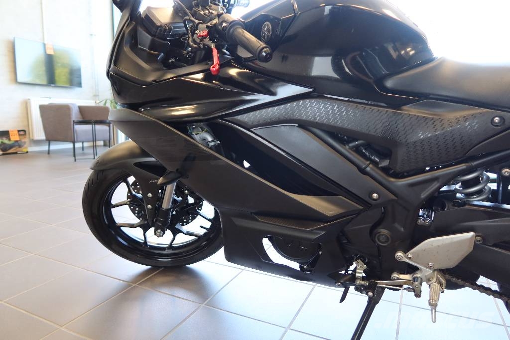 Yamaha YZF-R3 Transport Sonstige