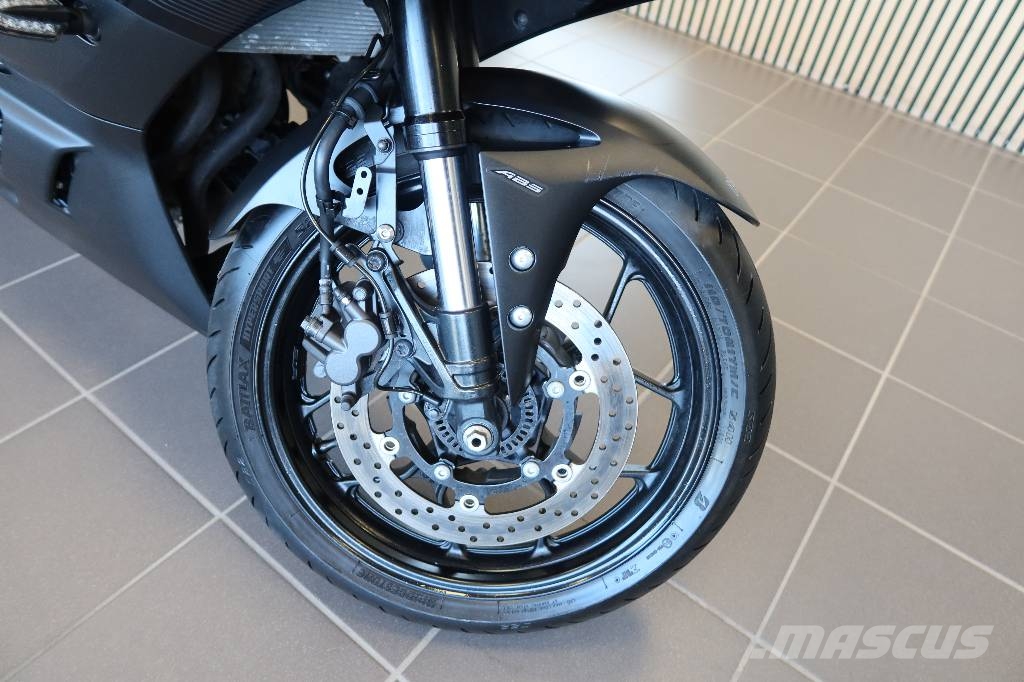 Yamaha YZF-R3 Transport Sonstige