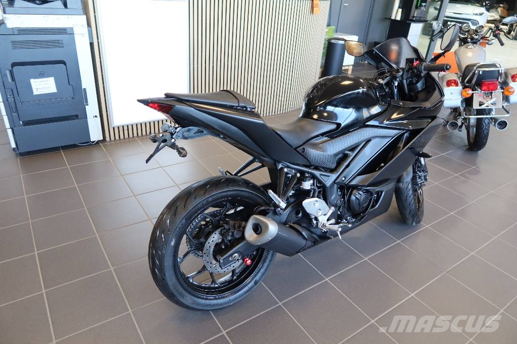 Yamaha YZF-R3 Transport Sonstige