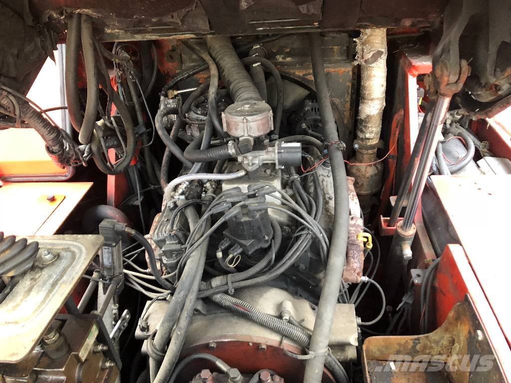 Mora M100C V-3100 IO Gasolmotviktstruckar