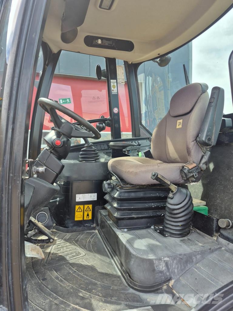 JCB 409 T4 Backhoe loaders