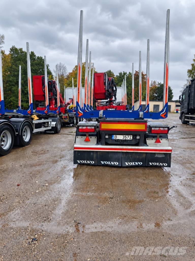 Volvo FH شاحنات أشجار