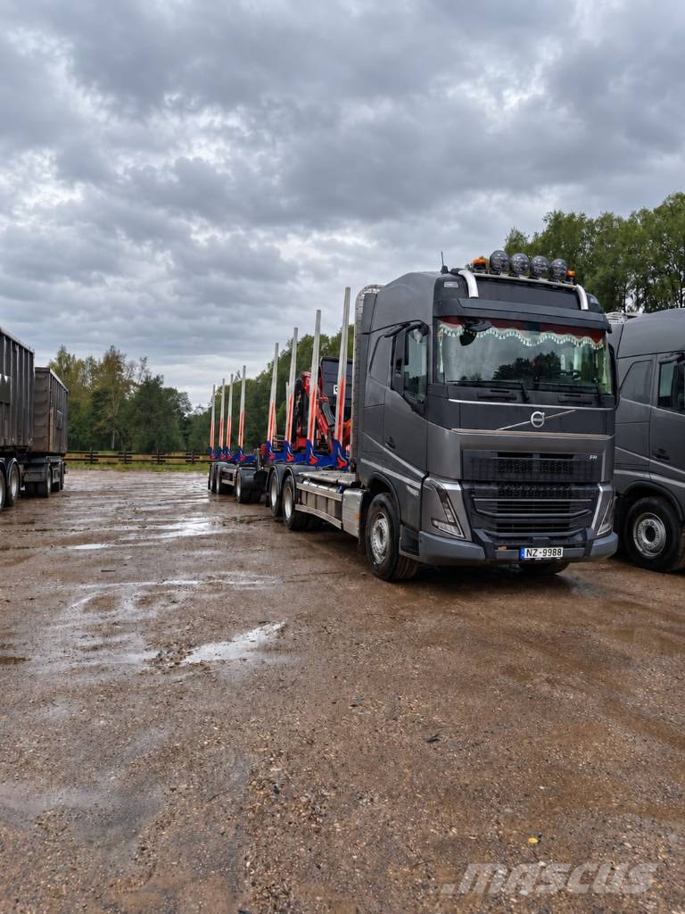 Volvo FH شاحنات أشجار