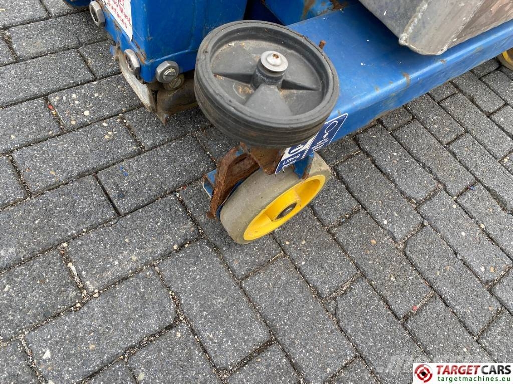 Power Tower Nano Electric Vertical Mast Work Lift 450cm 垂直升降工作台
