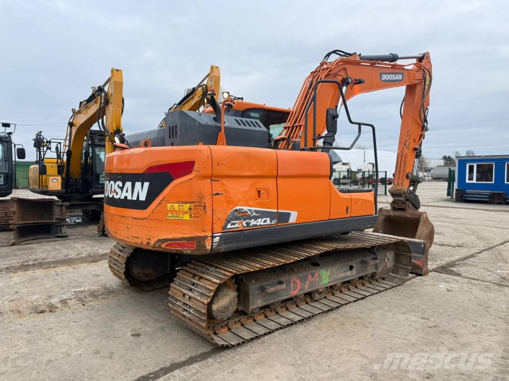 Doosan DX 140 LC Rupsgraafmachines