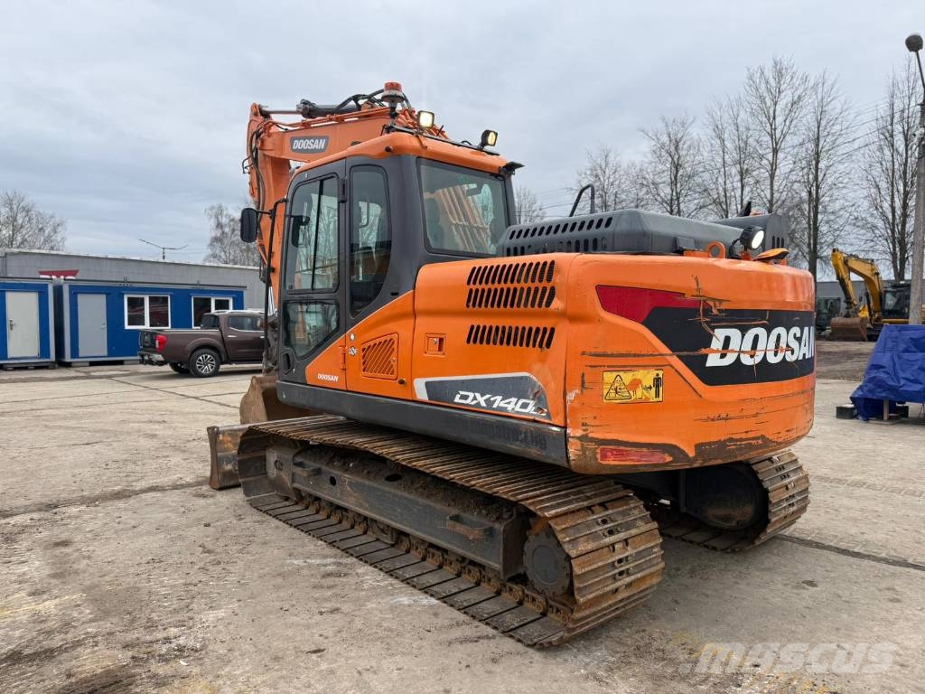 Doosan DX 140 LC Rupsgraafmachines
