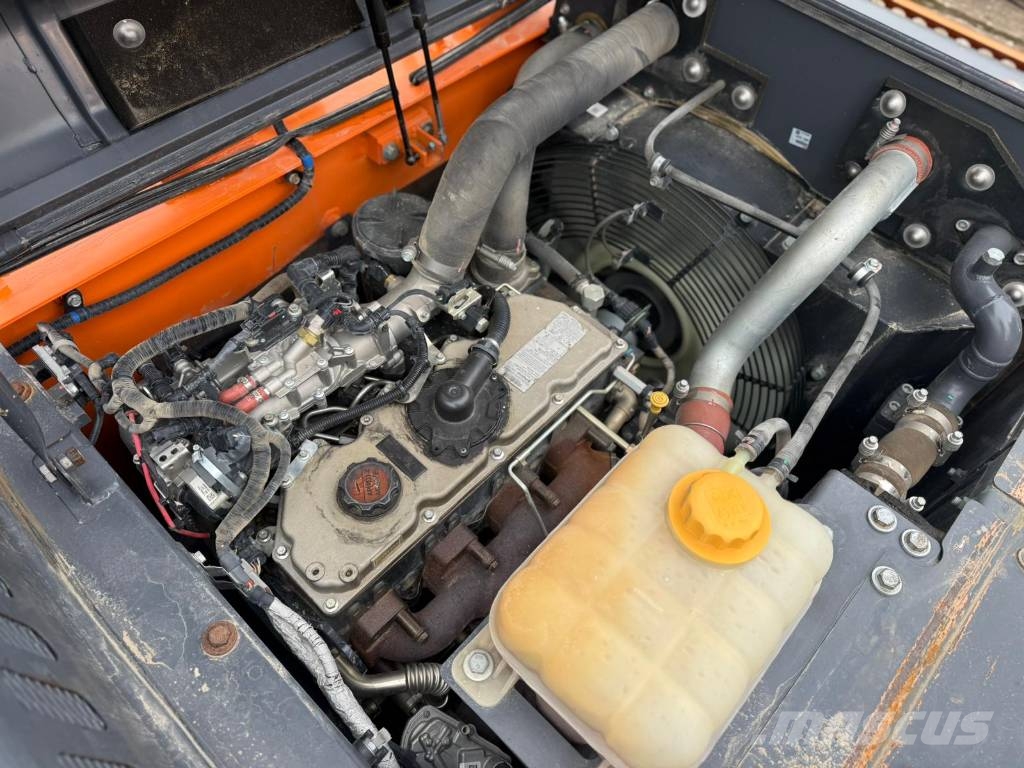 Doosan DX 140 LC Rupsgraafmachines