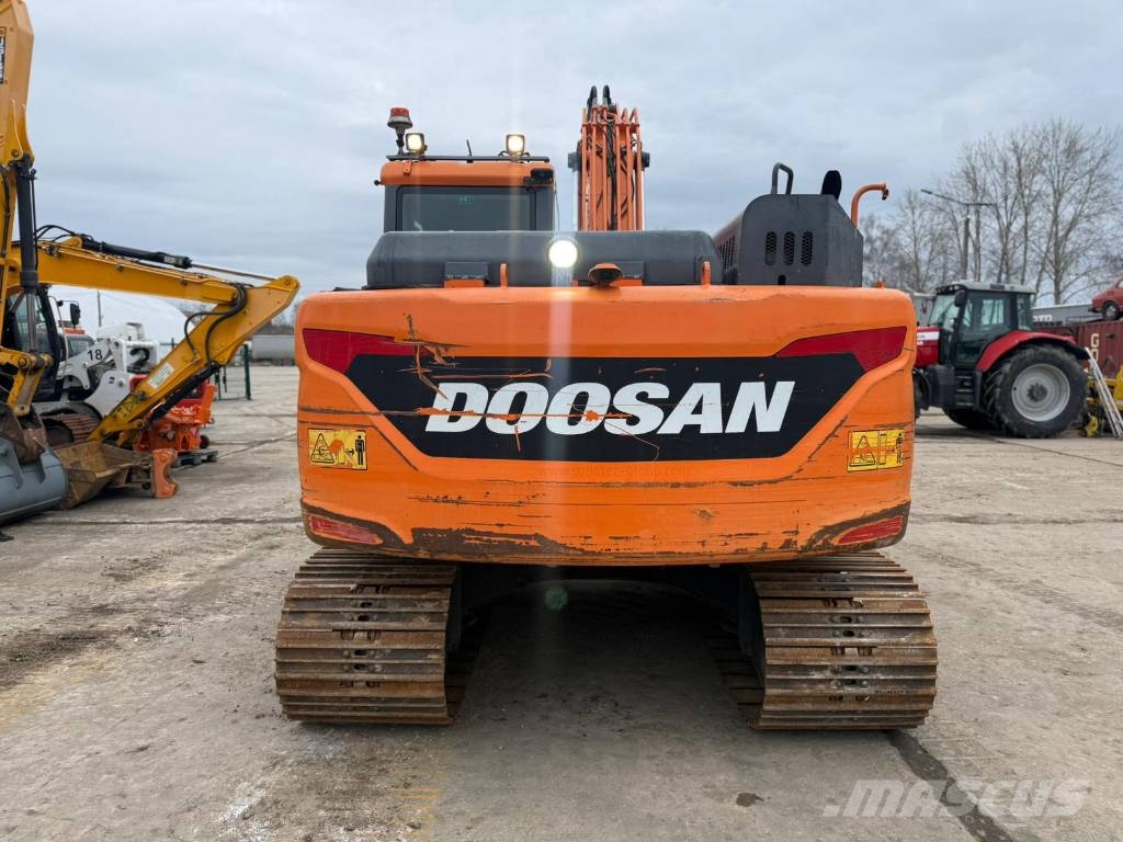 Doosan DX 140 LC Rupsgraafmachines