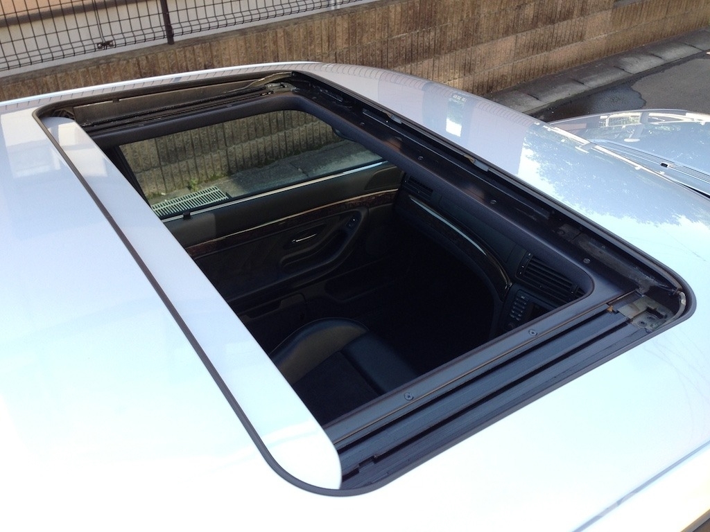 BMW GH-GG35 سيارات