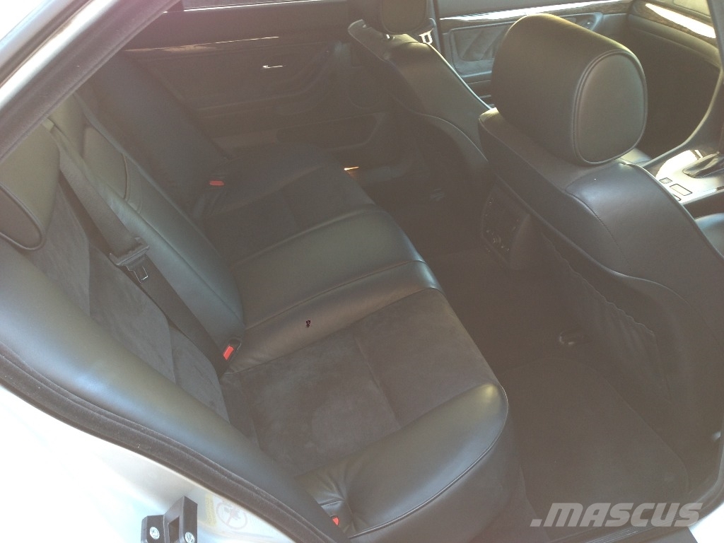 BMW GH-GG35 سيارات