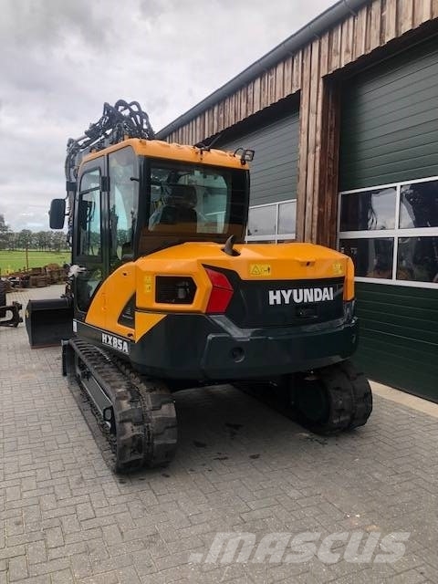 Hyundai HX 85 A 中型挖土機/掘鑿機/挖掘機 7t-12t